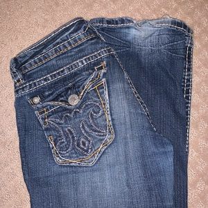 MEK Jeans.